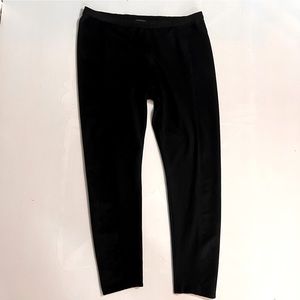 Lafayette 148 black pull on pants with side panel of ultra suede type fabric XL